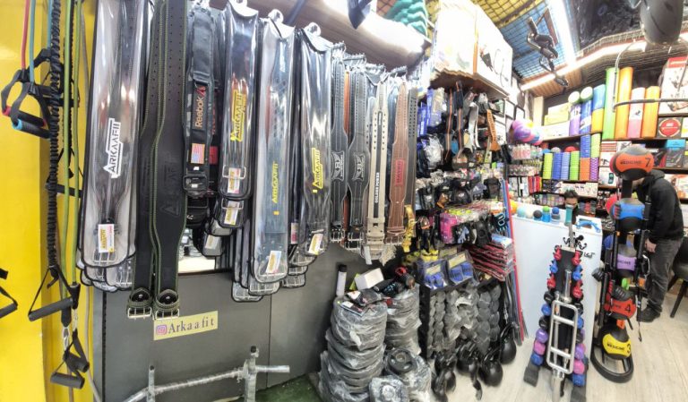 photo_5969982349803982373_y