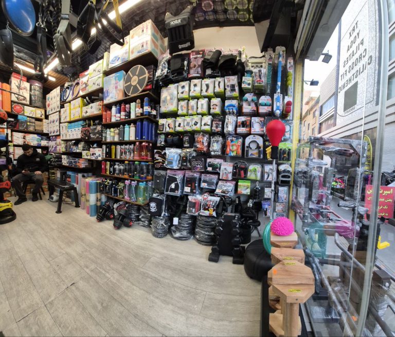 photo_5969982349803982378_y